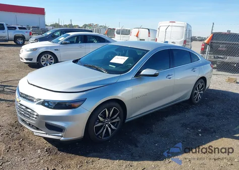 2018 Chevrolet Malibu Lt z USA, uszkodzony, nr VIN 1G1ZD5ST5JF293126